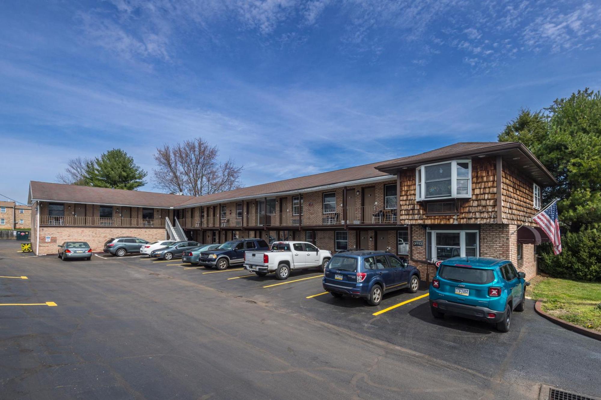 Sunrise Inn Hershey Exterior photo