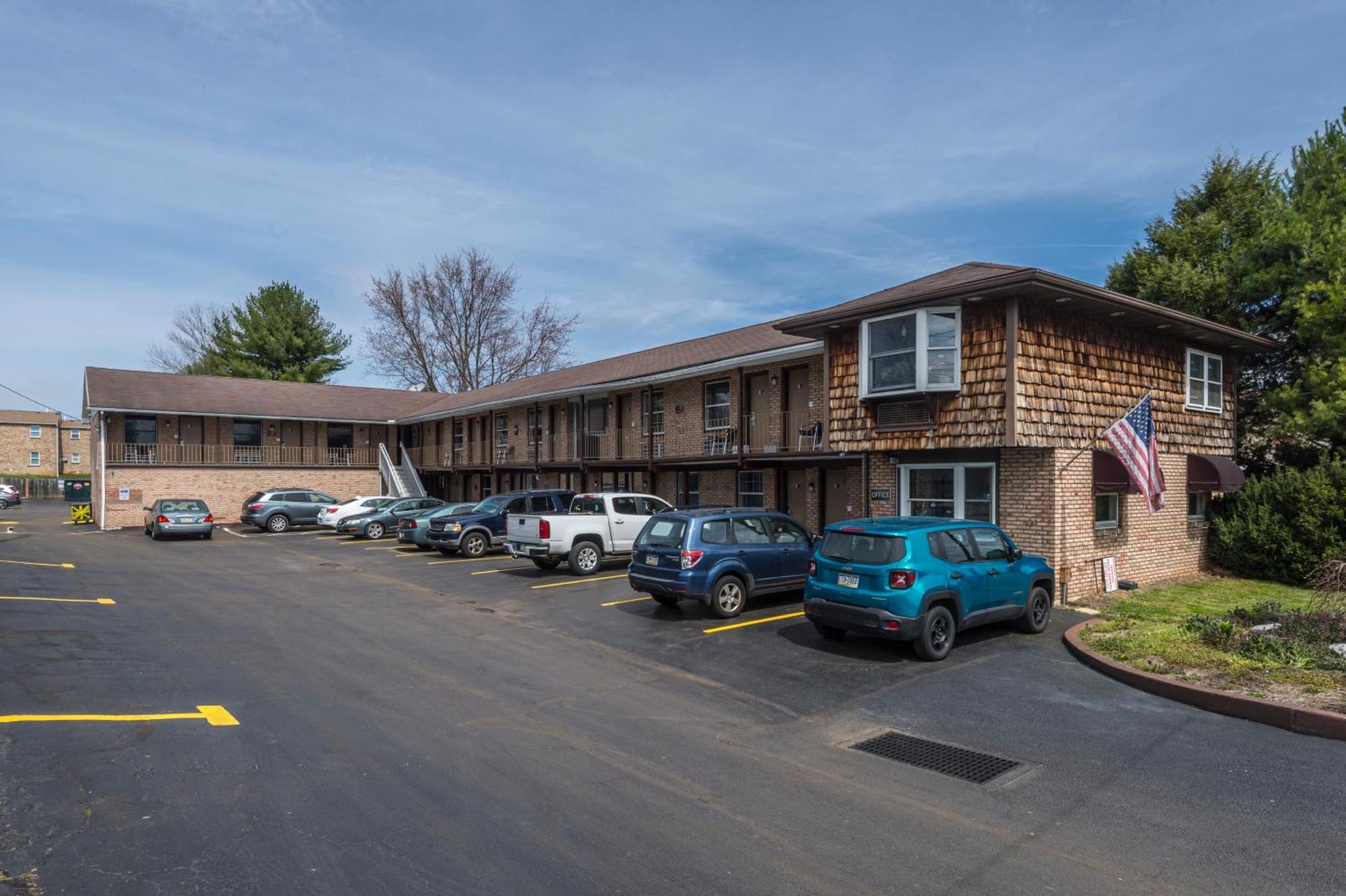 Sunrise Inn Hershey Exterior photo